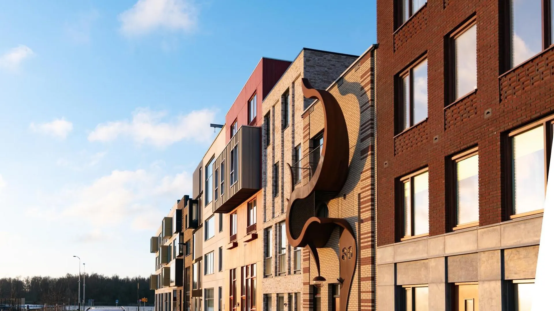 Huis Met De Krul Amsterdam Holland